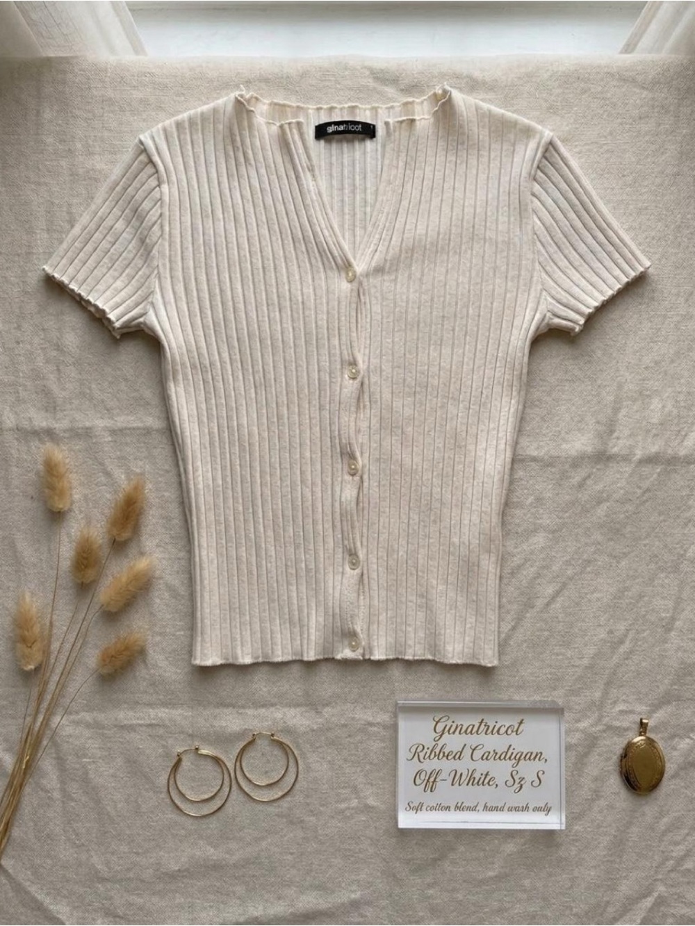 Gina Tricot Off-White Ribbed Short-Sleeve Cardigan